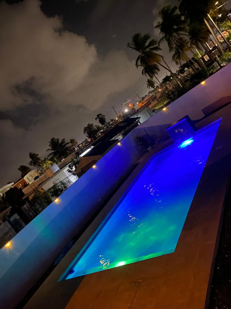 Whole Apartment/Private Pool/Netflix/Wifi photo 4