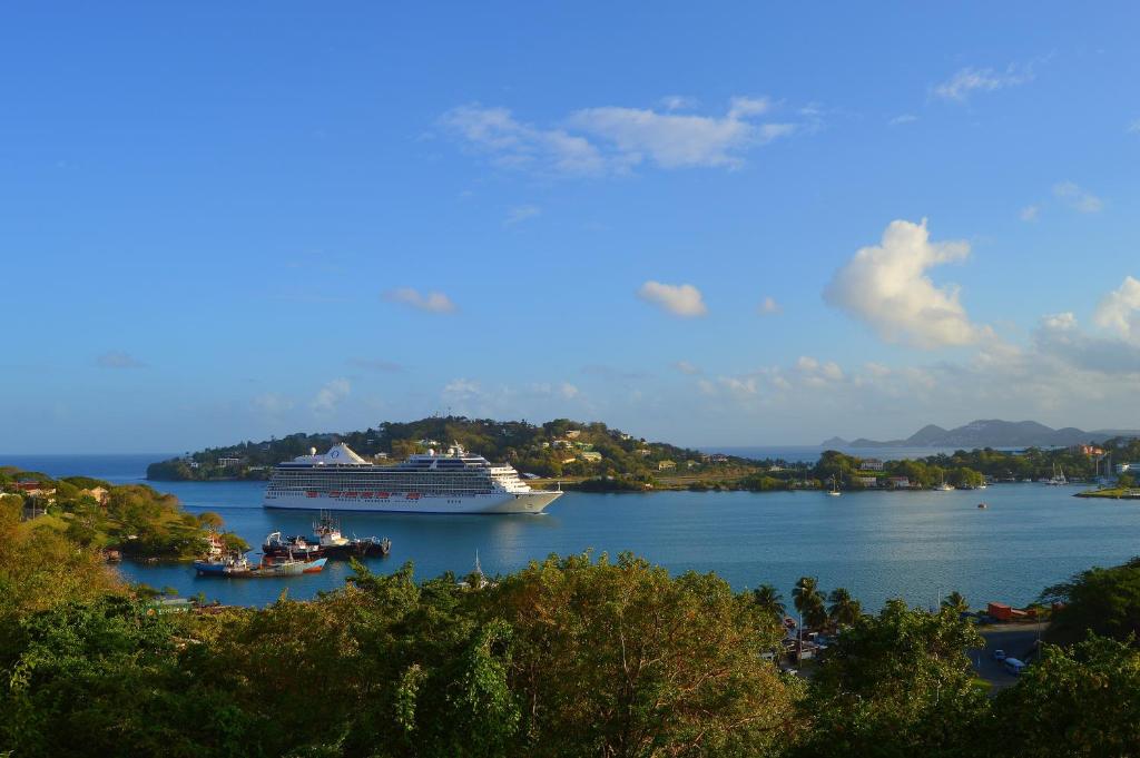 Seascape Villa 2BR with Stunning Caribbean Sea View photo 3