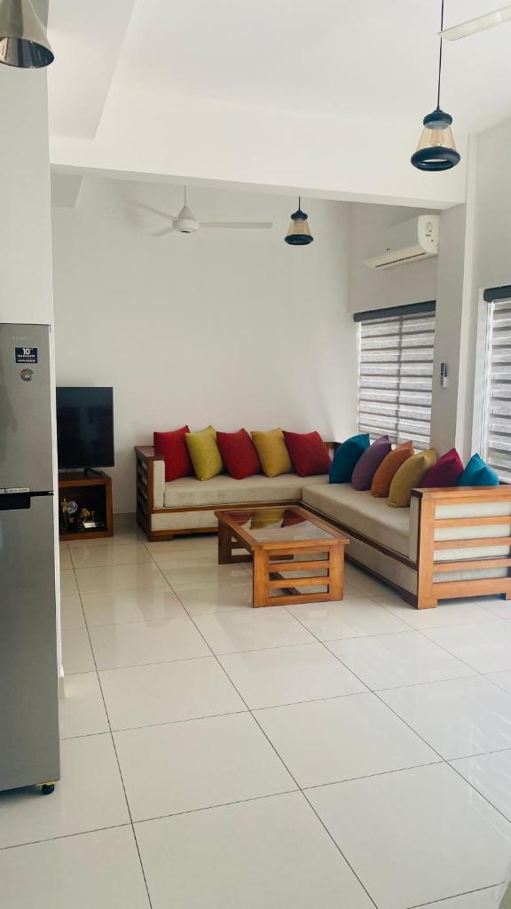 Luxe Highway Residencies photo 2