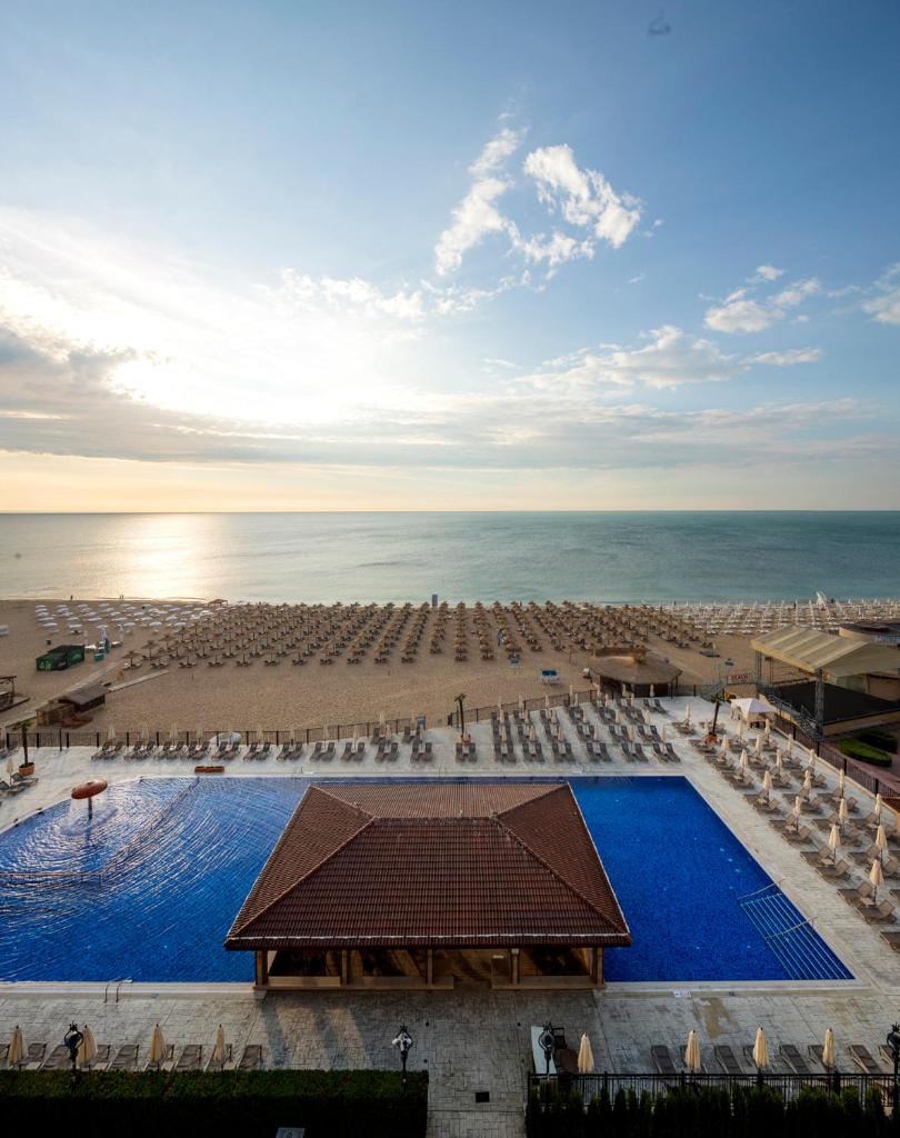 Admiral Hotel - Ultra All Inclusive & Private Beach photo 3