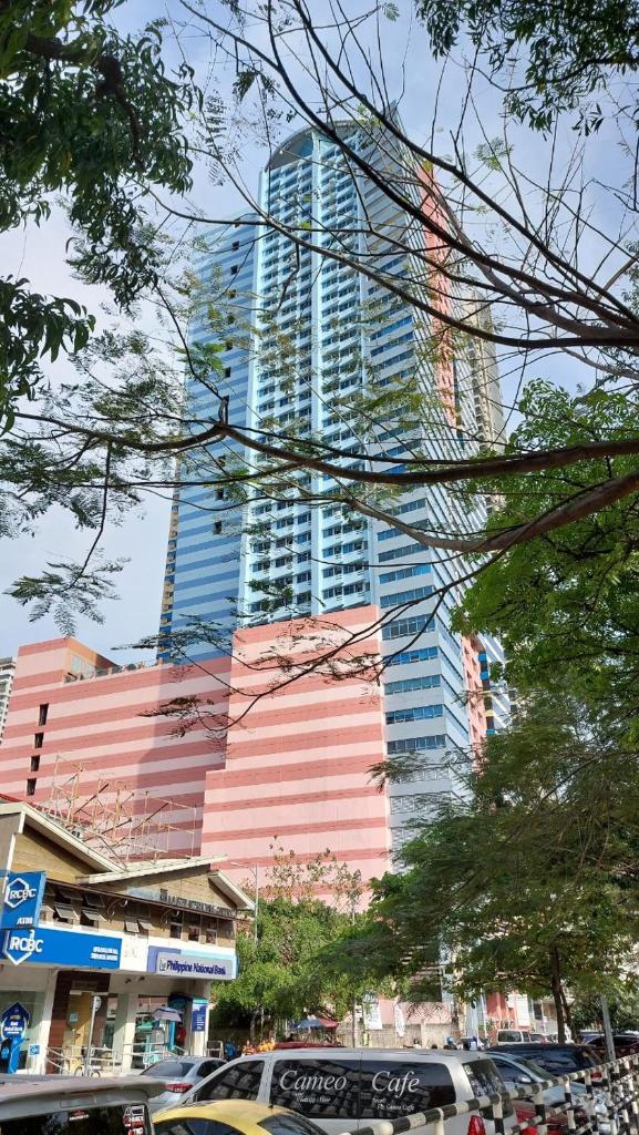 MANILA BAY FRONT DELUX Pearl of the orient