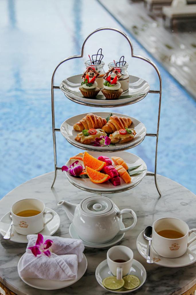 Paris Deli Danang Beach Hotel