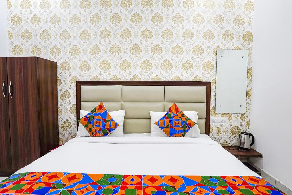 FabHotel Swess photo 1