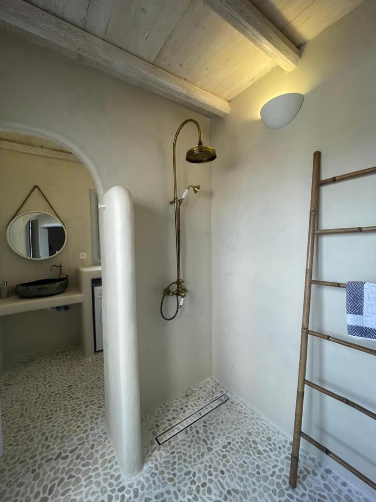 East Side Villa photo 4