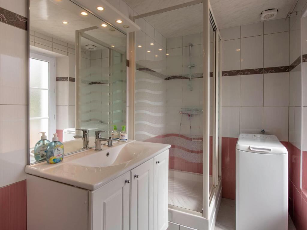 Holiday Home Le Champ des Mouettes - PPT400 by Interhome photo 4