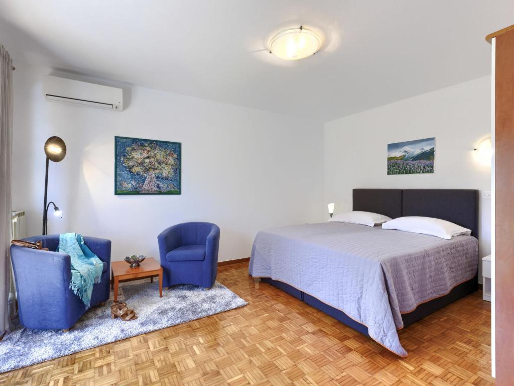 Apartment Dana - UMA151 by Interhome photo 3