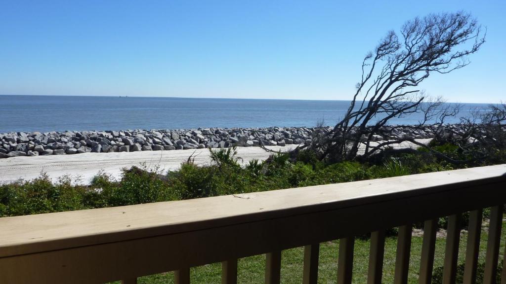 Villas by The Sea Deluxe Two Bedroom Apartment photo 3