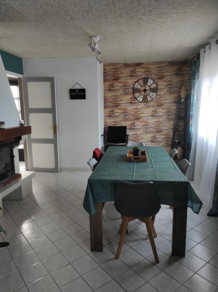 Maison de village avec exterieur photo 3