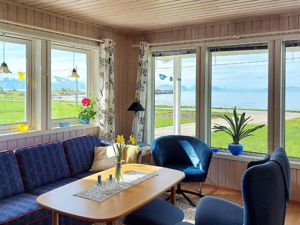 Holiday home Melbu photo 1