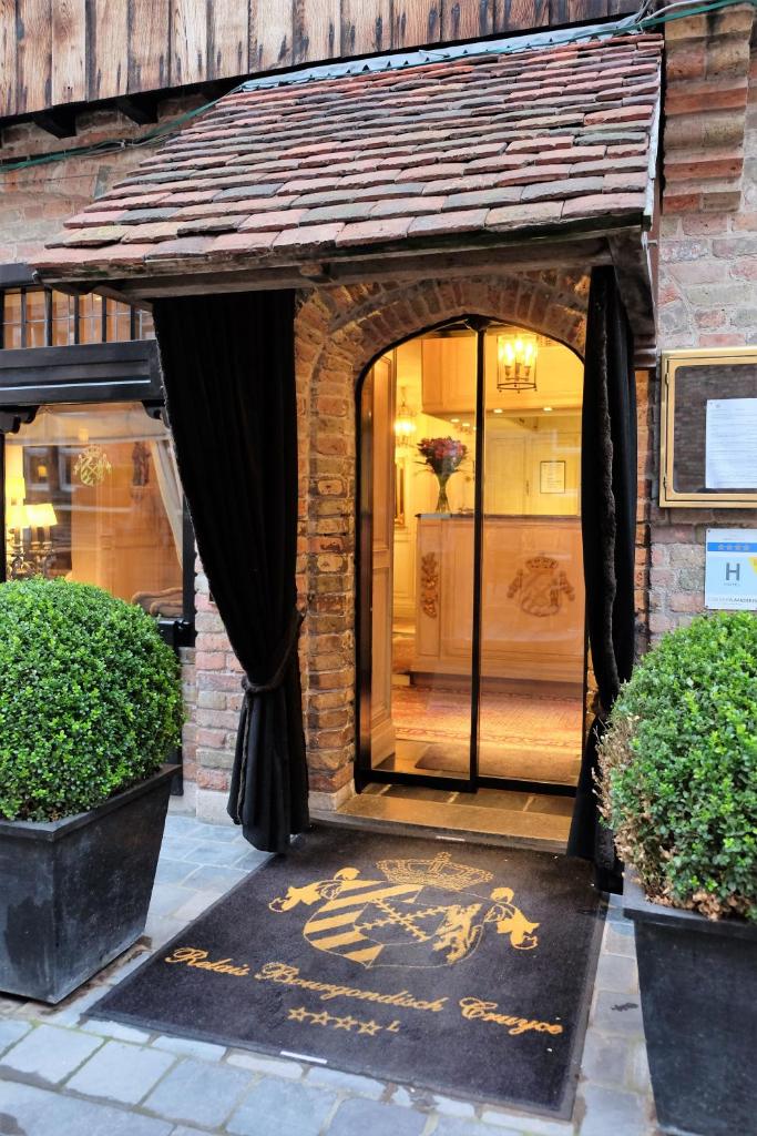 Relais Bourgondisch Cruyce, A Luxe Worldwide Hotel photo 2