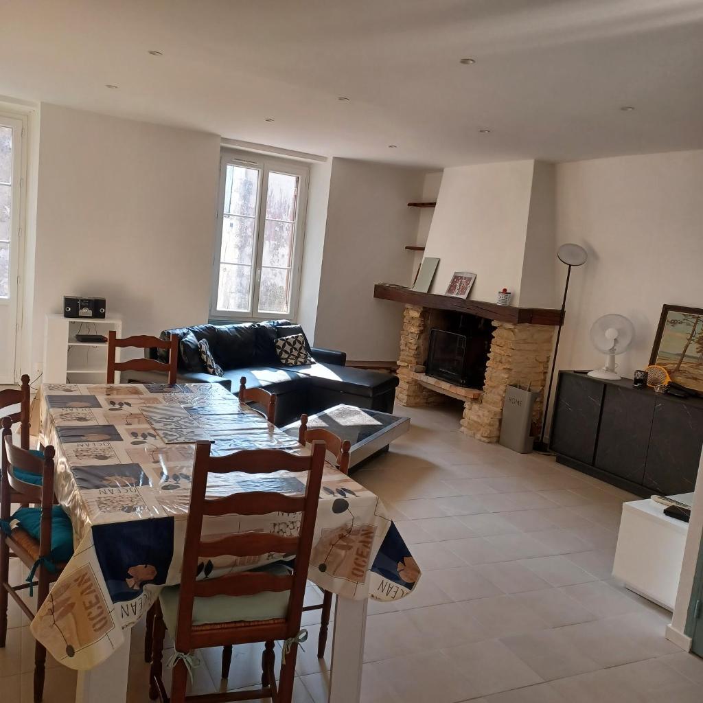 Maison de village entre estuaire et océan photo 1