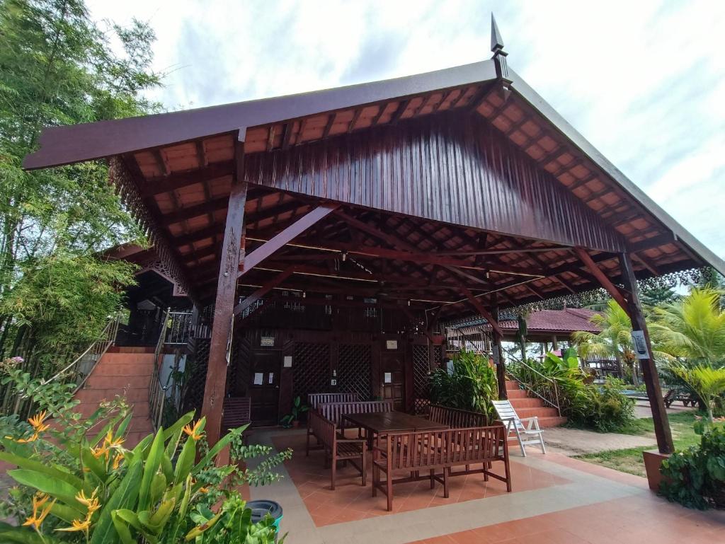 Bayu Beach Penarek photo 4