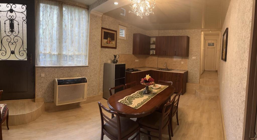 Kutaisi City Heart Apartment photo 4