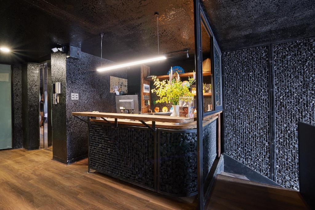 The Garden Riverside Hotel