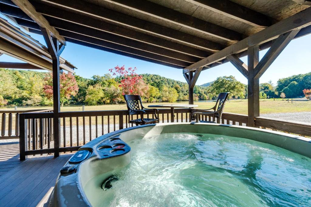 Asheville River Cabins image
