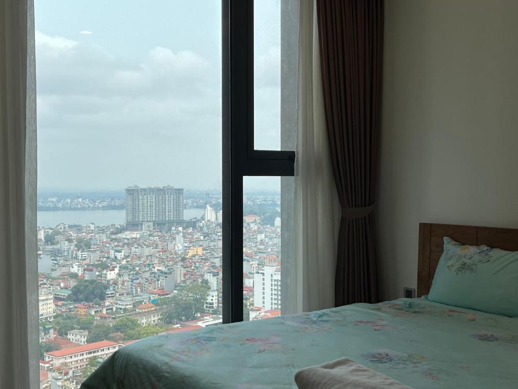 Vinhomes Metropolis Luxury Apt 3Br near Lotte