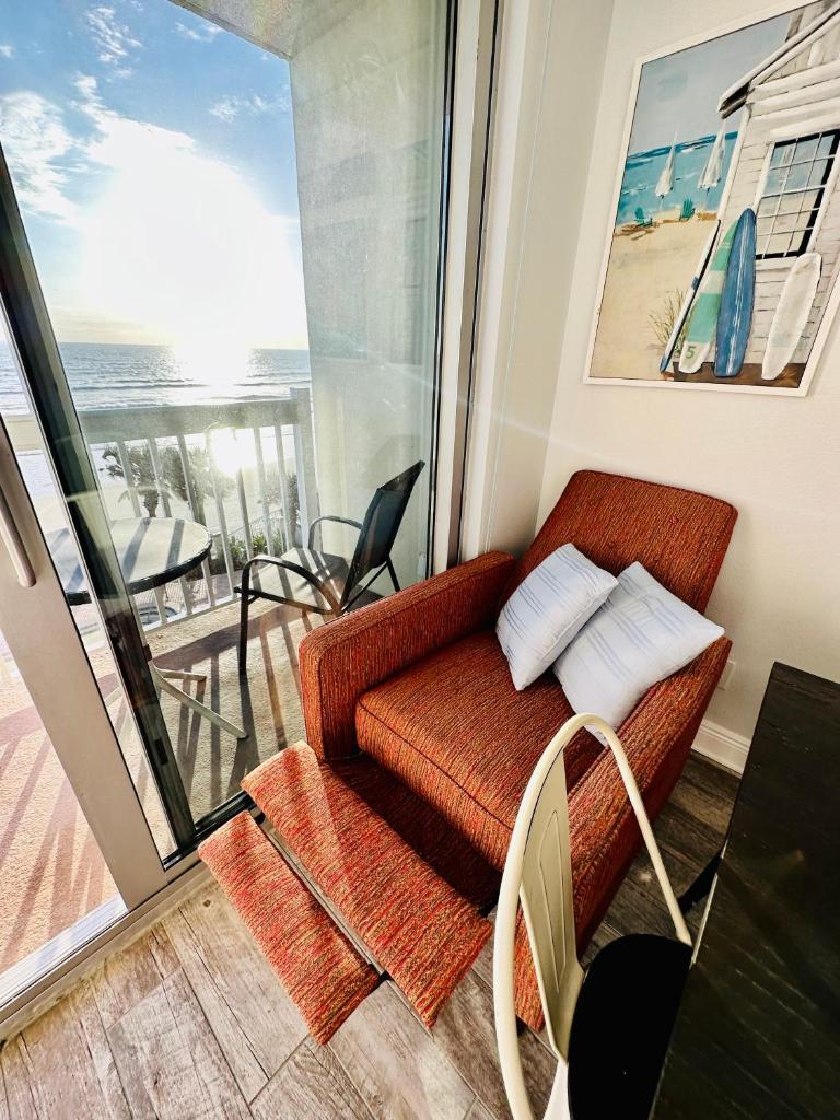 Daytona Beach Resort Private balcony Ocean Front photo 2