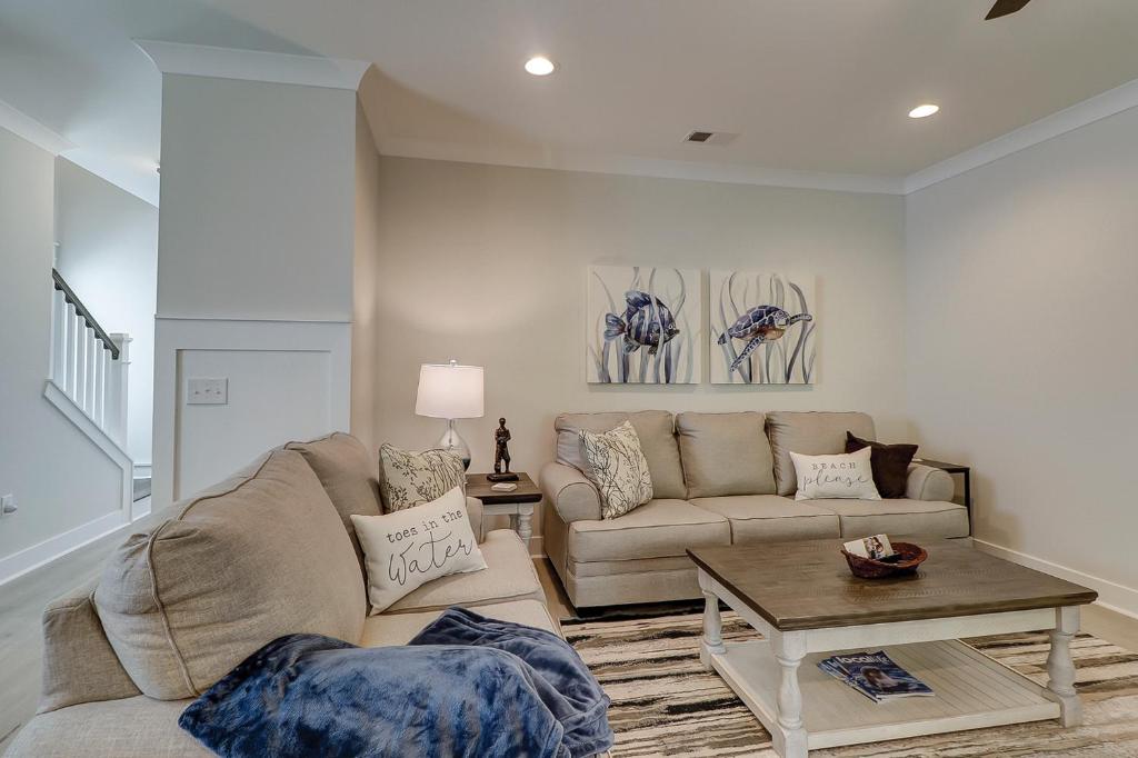 48 Pink Sand Luxury 4 BR Vacation Home image