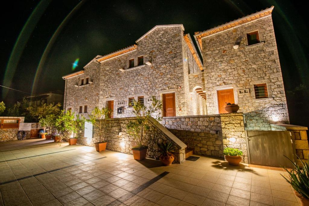 MANI HOUSES Selinitsa Art Koloveas photo 3