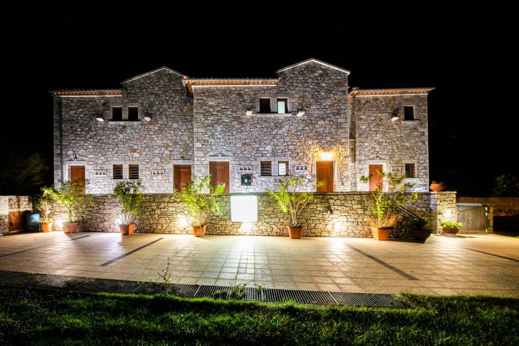 MANI HOUSES Selinitsa Art Koloveas photo 1