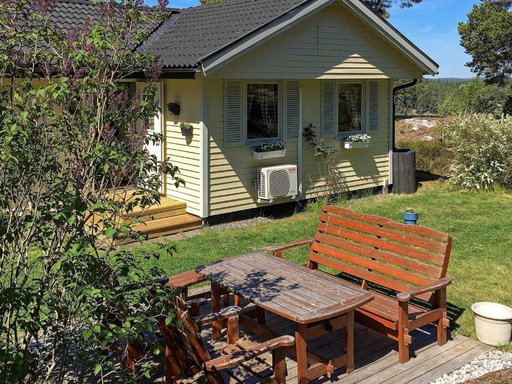 Four-Bedroom Holiday home in Dalarö photo 2