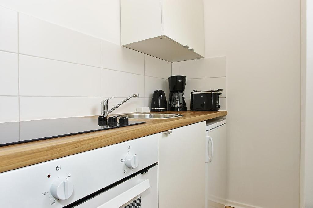 Апартаменты (Комфортные апартаменты (2 взрослых) - пл. Olivaerplatz 18), BearlinCity Apartments - City Center West