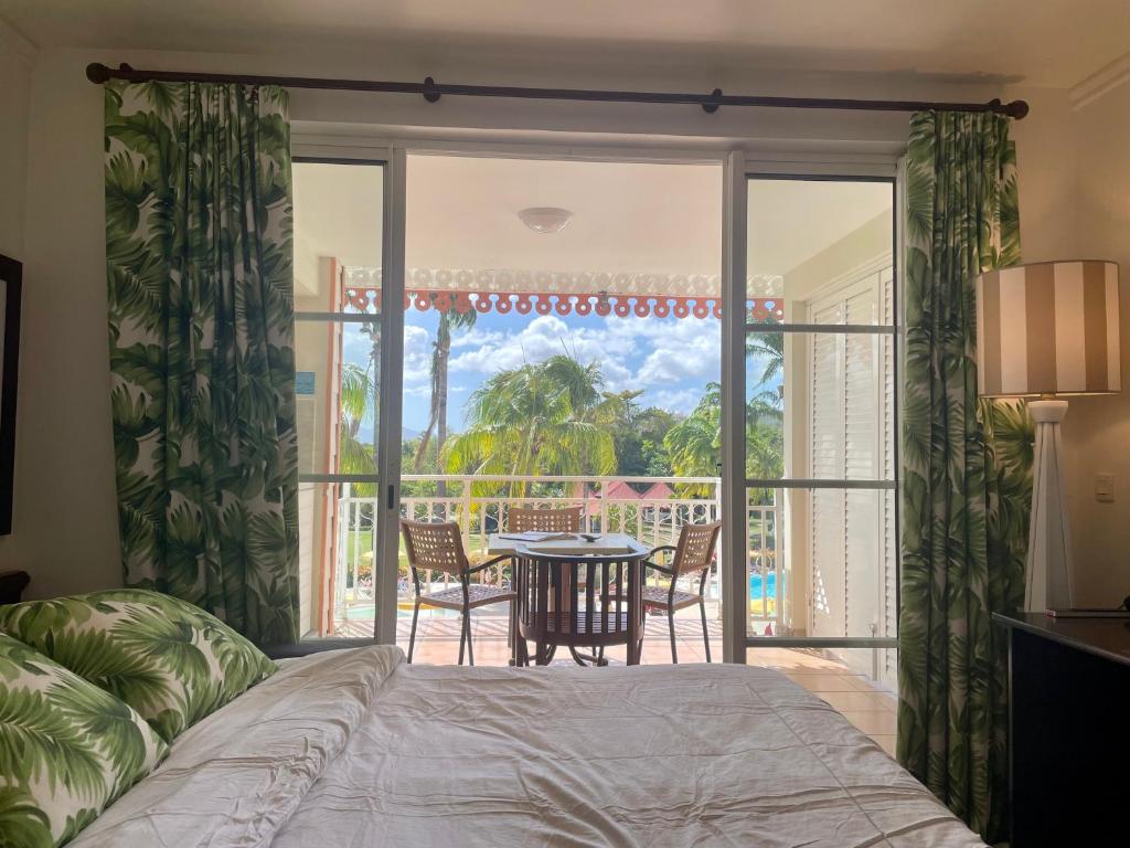 Appart avec piscine et vue mer - TIC photo 4