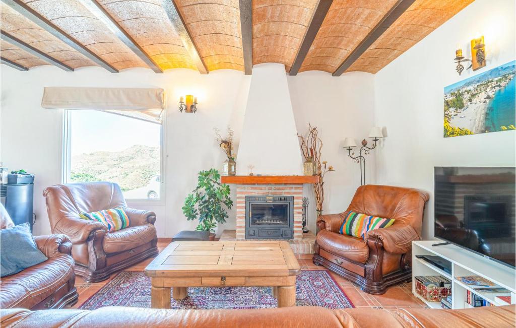 Amazing Home In Arenas With Wifi, Swimming Pool And 4 Bedrooms photo 3