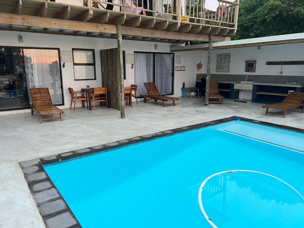 Linga Futhi Beach Cottages photo 1