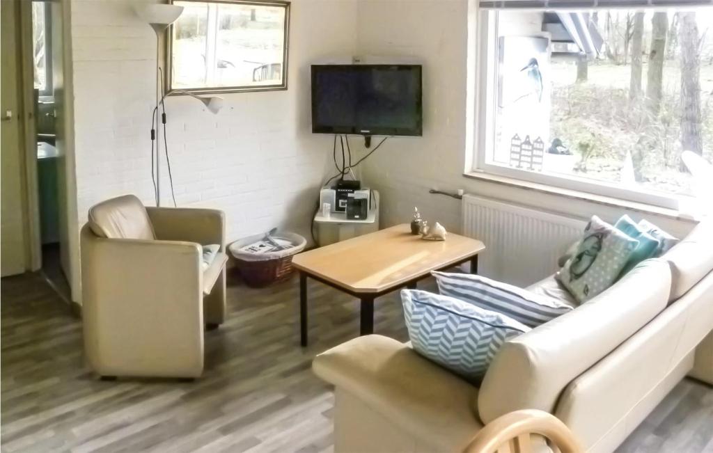 Stunning Home In Stramproy With Wifi And 2 Bedrooms photo 1