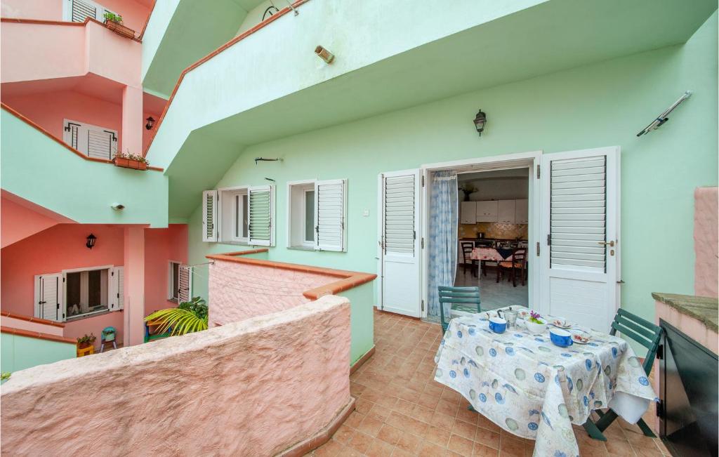 Stunning Apartment In La Maddalena With 1 Bedrooms photo 4