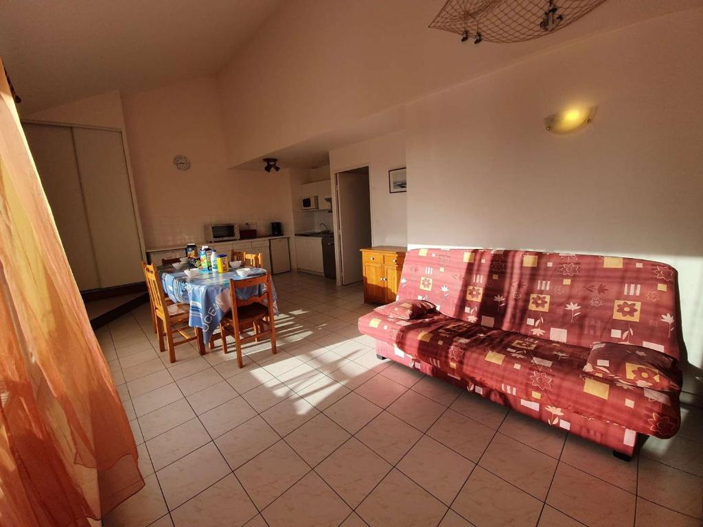 Appartement Saint-Hilaire-de-Riez, 3 pièces, 7 personnes - FR-1-224C-250 photo 3