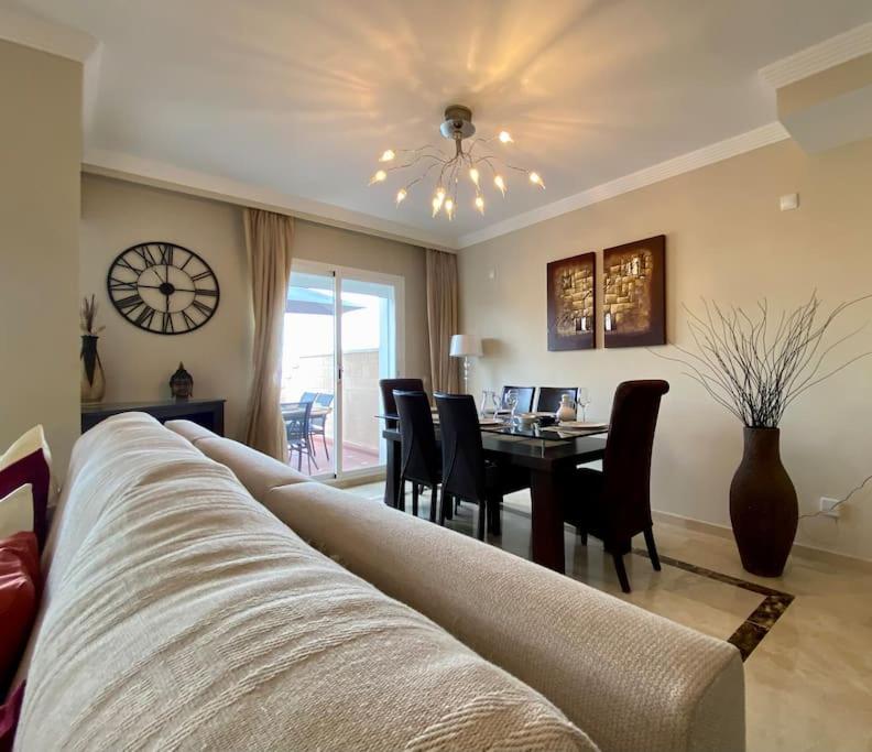 Townhouse in Manilva photo 4