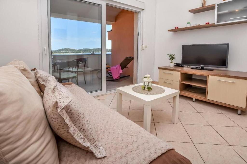 Apartments Anka photo 2