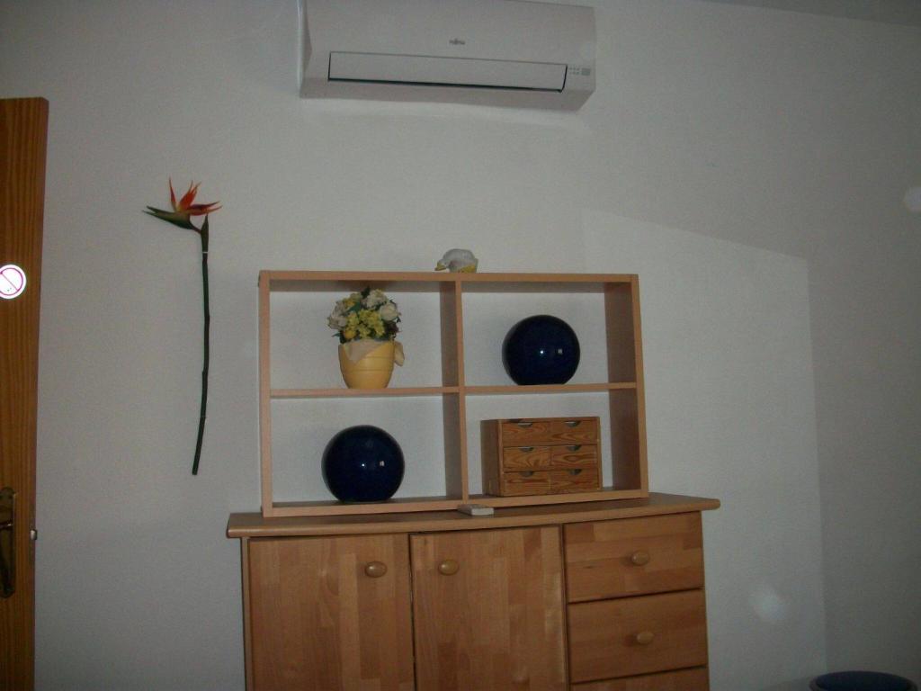 1 Bedroom Penthouse On Front Line Of The Beach photo 2