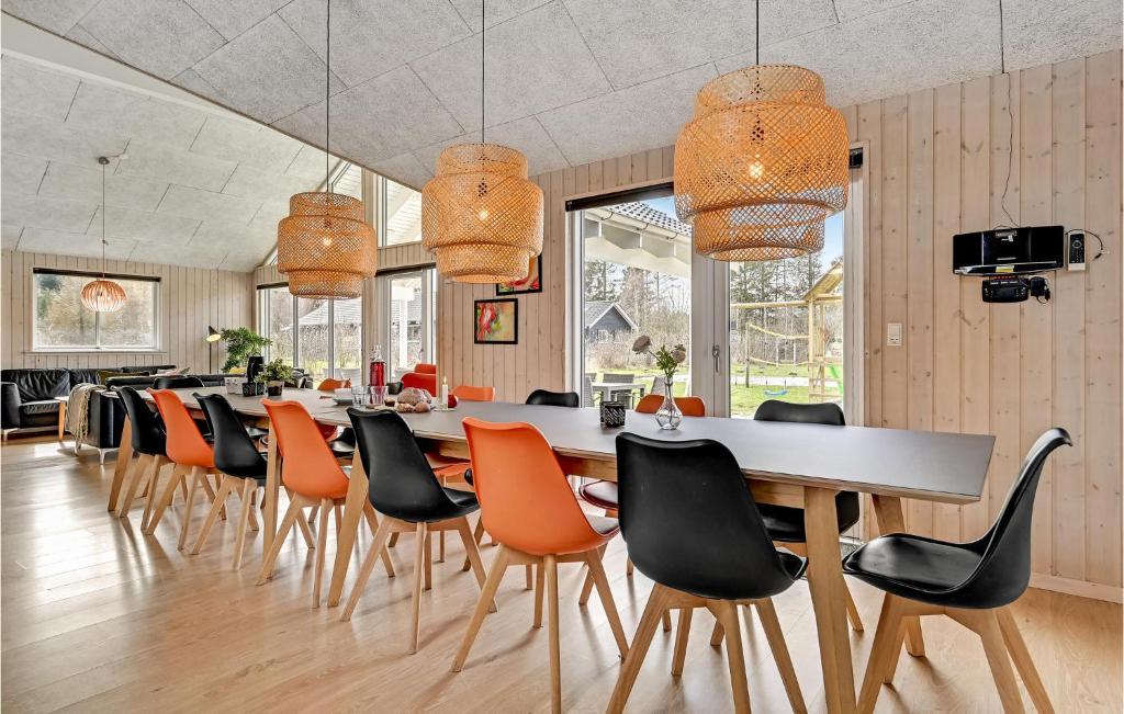 Nice Home In Glesborg With Indoor Swimming Pool, Sauna And 7 Bedrooms photo 2