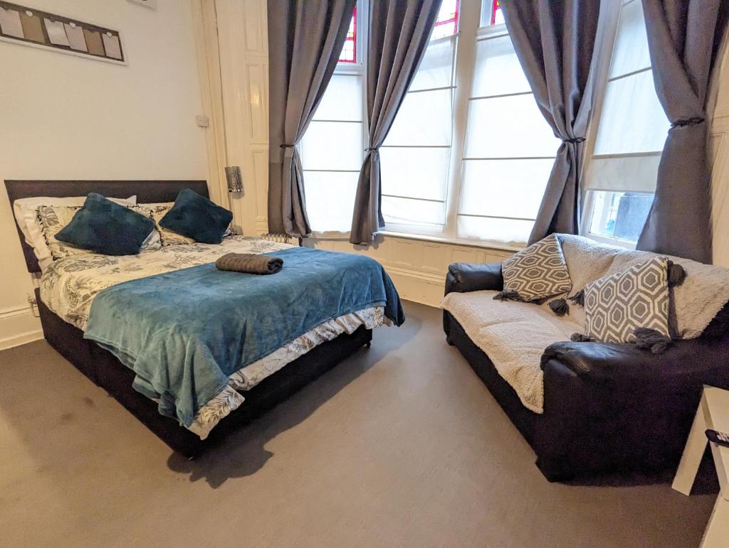 Rooms of 1 Bedroom Studio in a Supurb Area of Cardiff