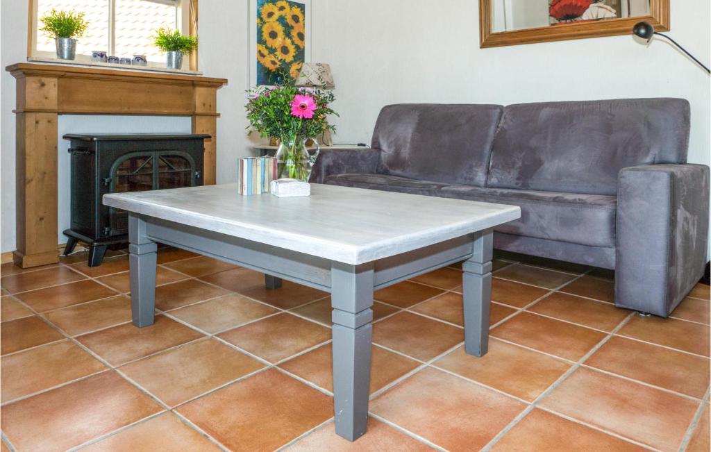 Beautiful Home In Ijhorst With Wifi And 2 Bedrooms photo 2