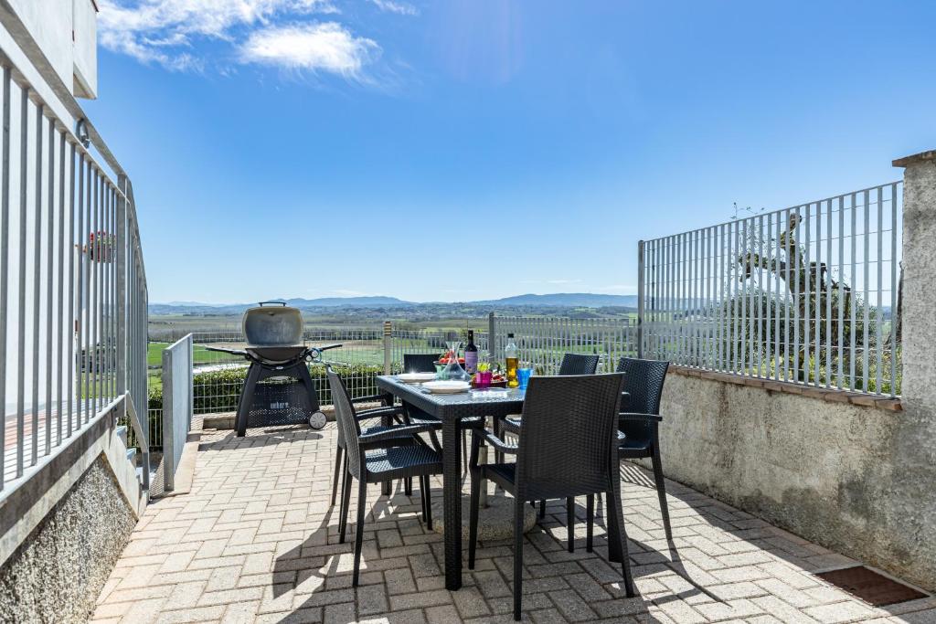 View on the Pisan Hills - APT with Panoramic Terrace photo 1