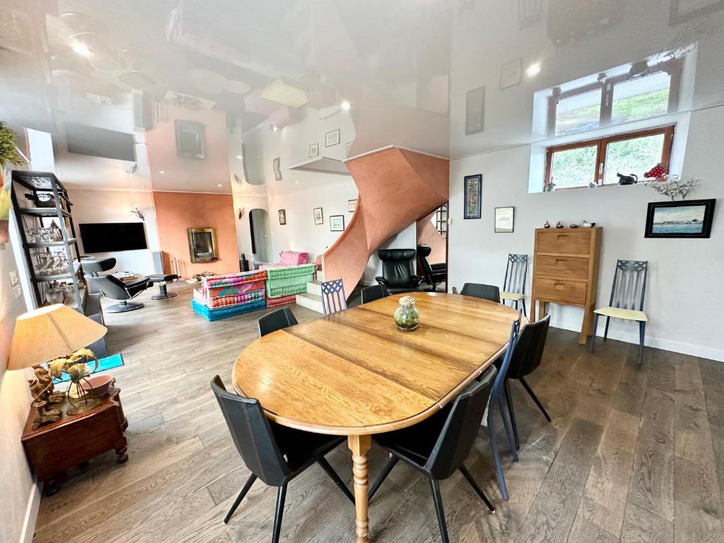 Villa 250m2 avec piscine – En pleine nature, parc de 6ha photo 3