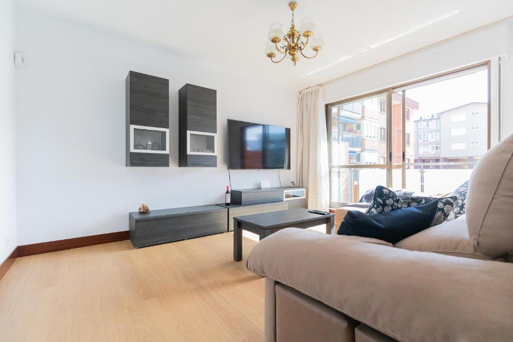 Sopelana beach apartment by Next Stop Bilbao photo 1