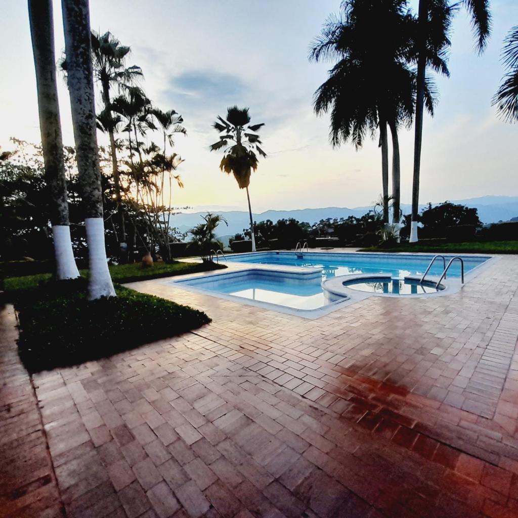 ANAPOIMA Villa Toscana photo 3