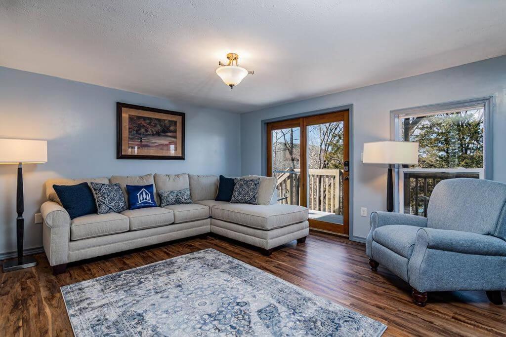 Lakeside Landing Suite image