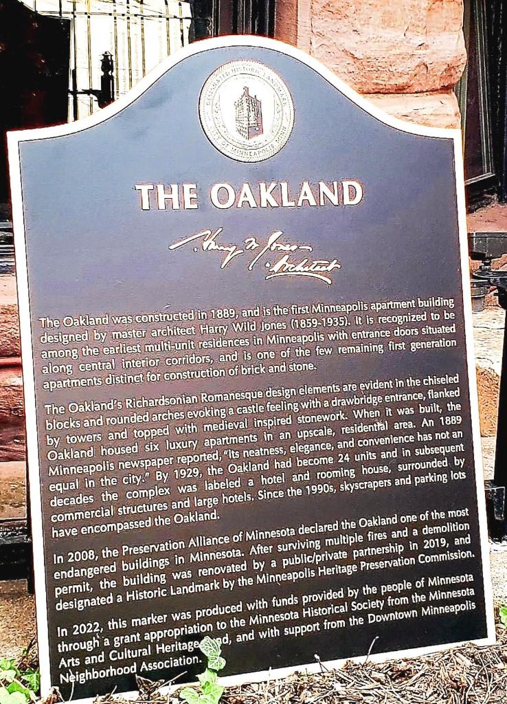 Oaklands on 9th photo 3