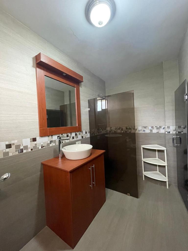 Luxury Mansion Getaway - Casa Grande Vacacional 5 bedroom 5 bath photo 2