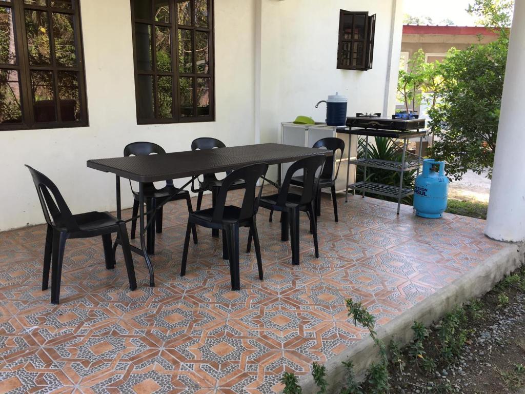 Riverside Transient House/Balingasay-Patar Beach photo 2