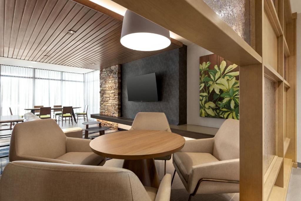 Fairfield by Marriott Inn & Suites Bonita Springs photo 3