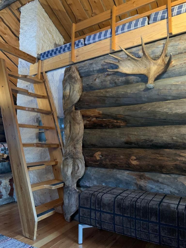 Log Cabin - Lord of Sormuset photo 2