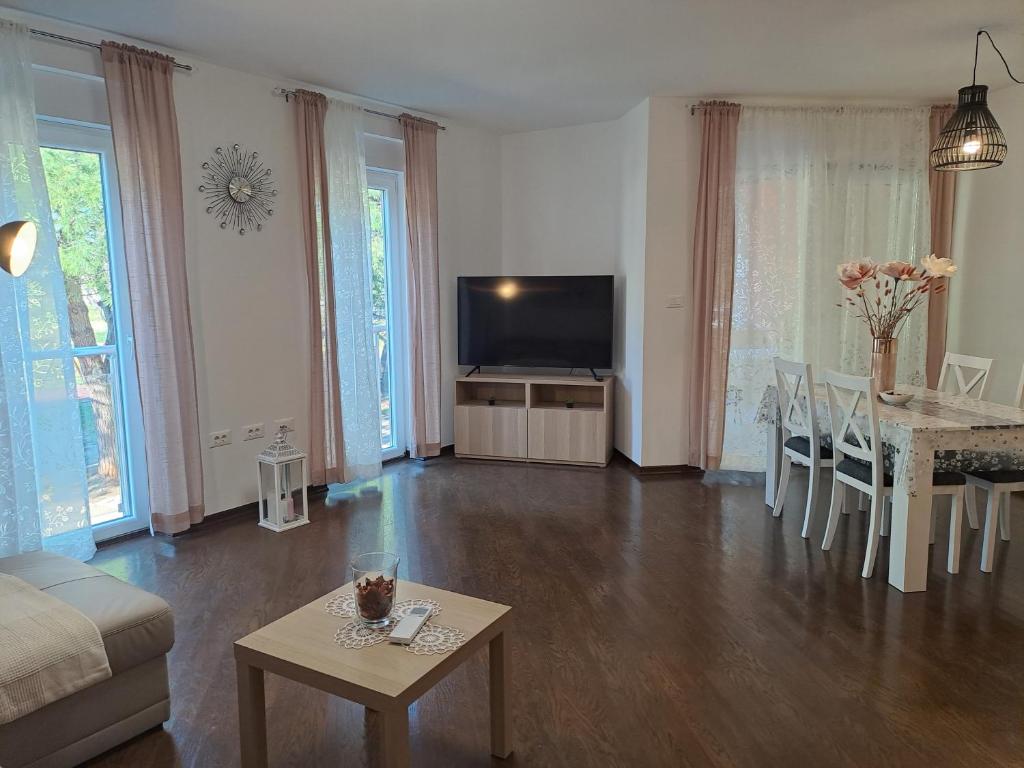 Apart CENTAR UMAG EDDA Joakima Rakovca 7 E 52470-Umag photo 3