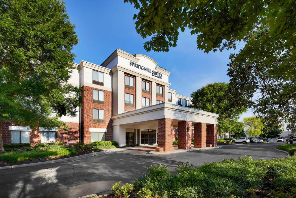 SpringHill Suites by Marriott Richmond North/Glen Allen image